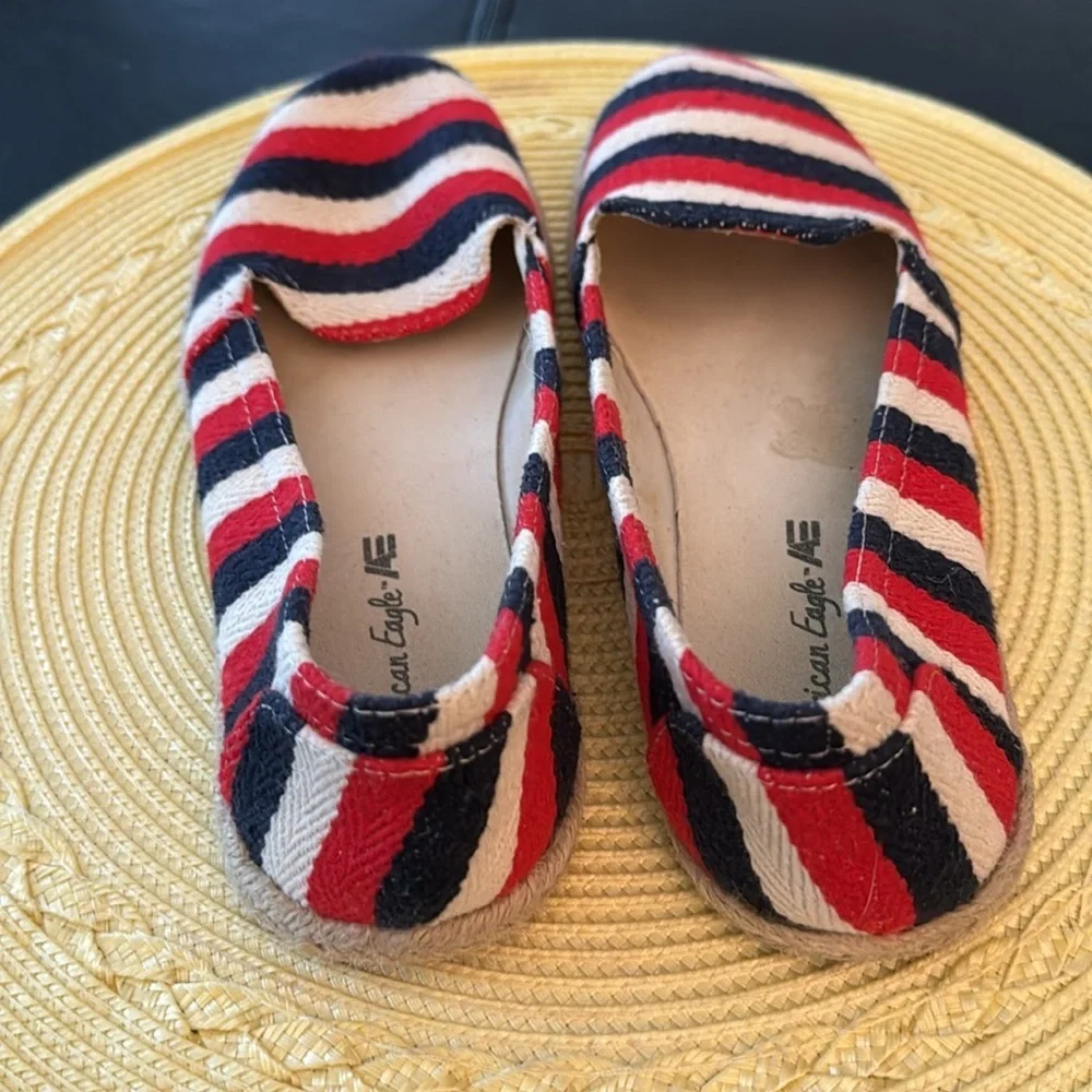 American Eagle Patriotic Striped Slip Ons - Size 8.5 - Picture 3 of 6
